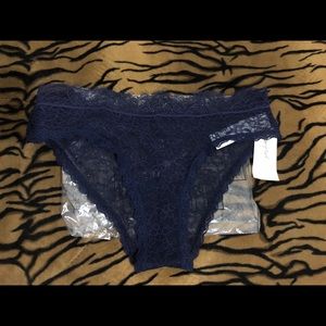 Gilly Hicks By Hollister size M